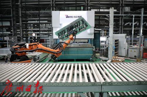 一季度廣州市gdp為7161.14億元,經濟運行平穩向好態勢持續顯現