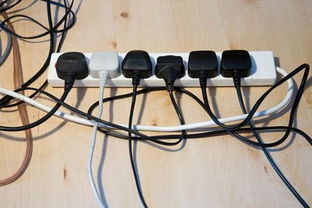 電器是一直插著插座好還是用的時候再插好